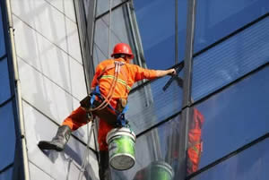 汕头蜘蛛人幕墙清洗